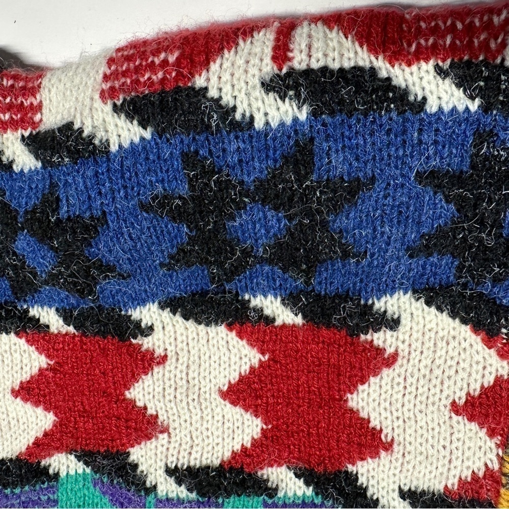 Colorful Geometric Pattern Crew Neck Sweater - Multicolor - Picture 4 of 15